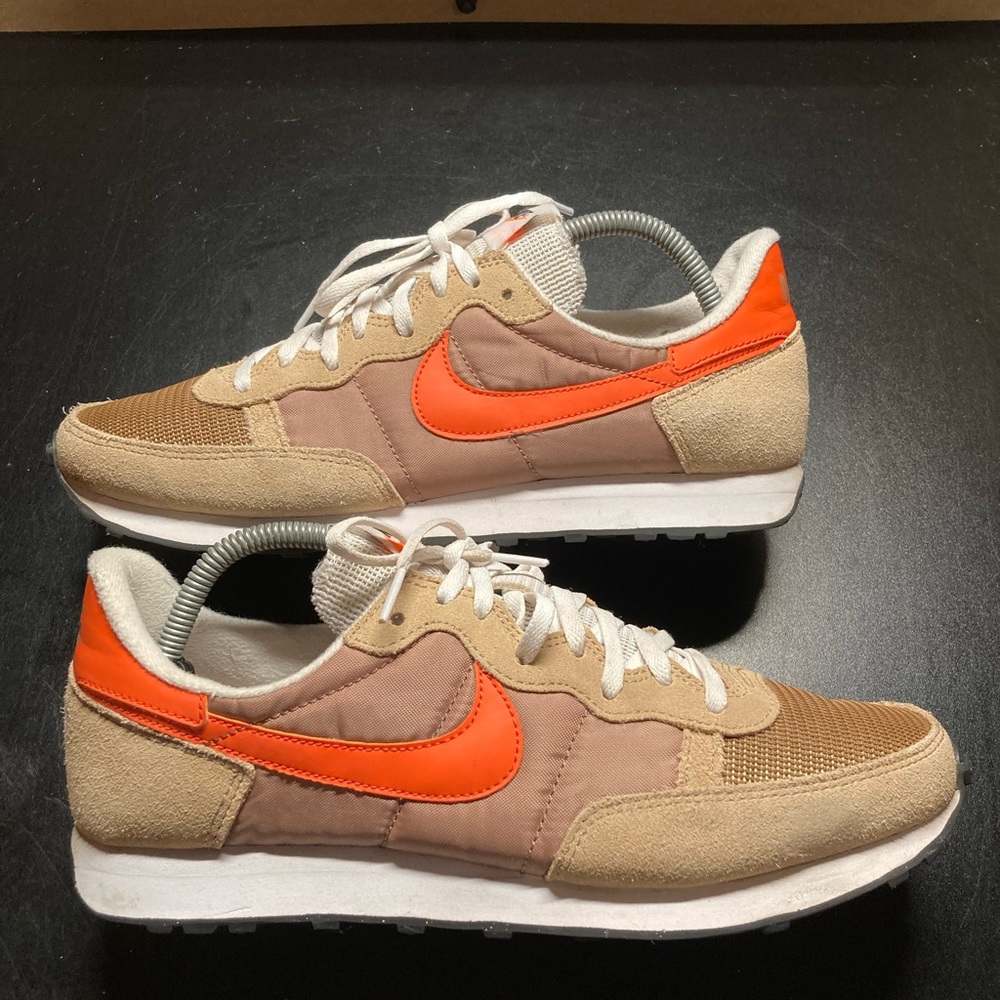 *BLACK FRIDAY SPECIAL TODAY ONLY!* Nike Challenger OG Dark Driftwood Orange